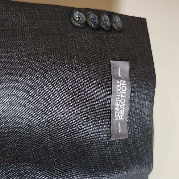 NWT Kenneth Cole Reaction Grey Slim Suit Coat Size 44R‎ - Picture 6 of 11